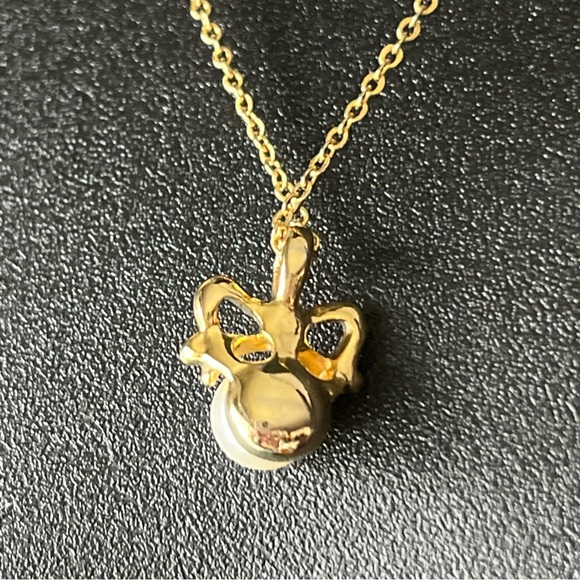 Bow- Pearl- Rhinestone Pendant Gold Tone 18” Chain - Picture 7 of 9